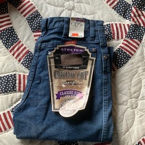 Womens Wrangler cowboy cut stretch jeans. 5/6 x 36